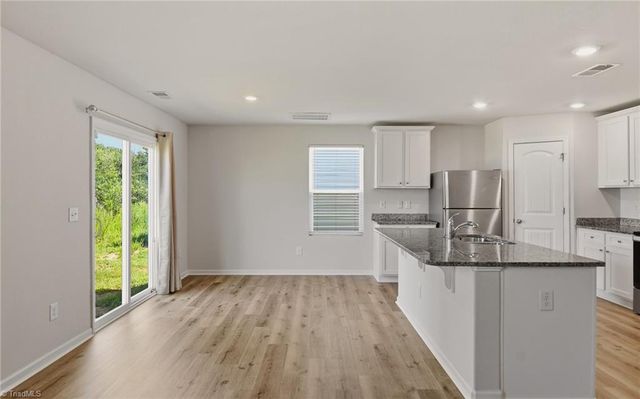 2106 Briar Run Drive, Greensboro, NC 27405