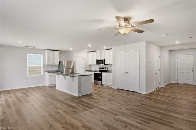 2106 Briar Run Drive, Greensboro, NC 27405