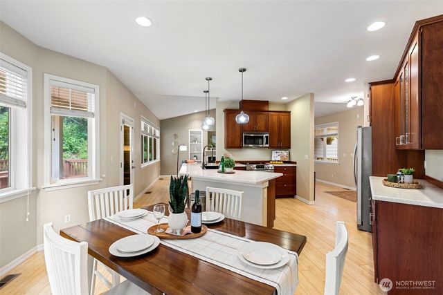 155 Louisa Street, Port Townsend, WA 98368