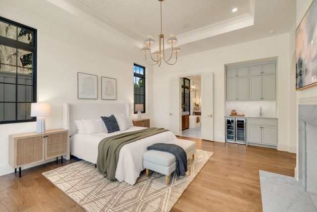 6847 Lakeshore Drive, Dallas, TX 75214