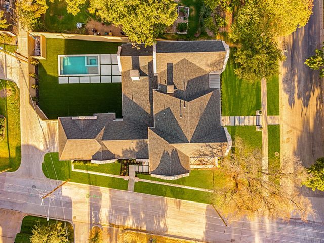 6847 Lakeshore Drive, Dallas, TX 75214
