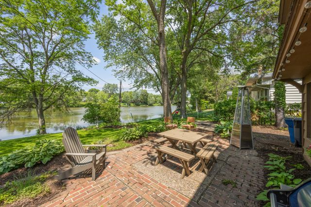 2649 Riviera Drive S, White Bear Lake, MN 55110