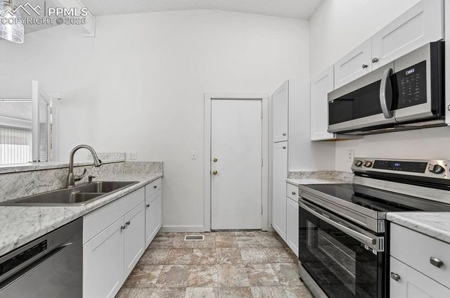 6431 Galway Drive, Colorado Springs, CO 80918