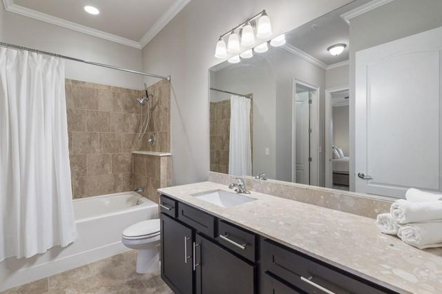 2300 Peachford Road 4403, Dunwoody, GA 30338