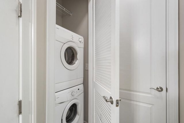 2300 Peachford Road 4403, Dunwoody, GA 30338