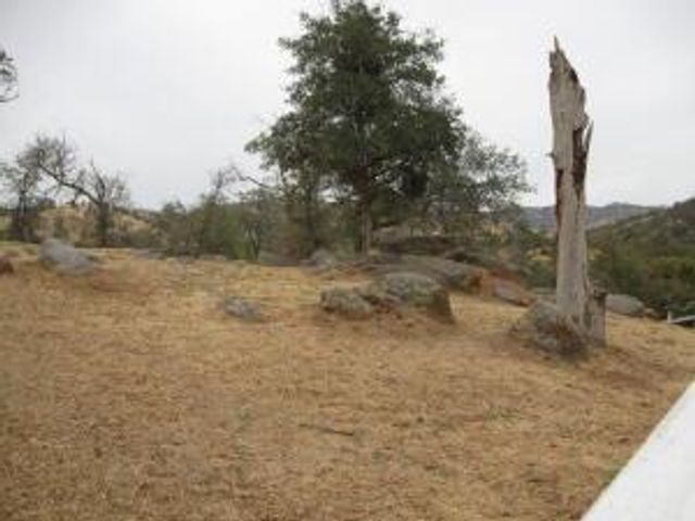 35548 Hummingbird Lane, Yokuts Valley, CA 93675