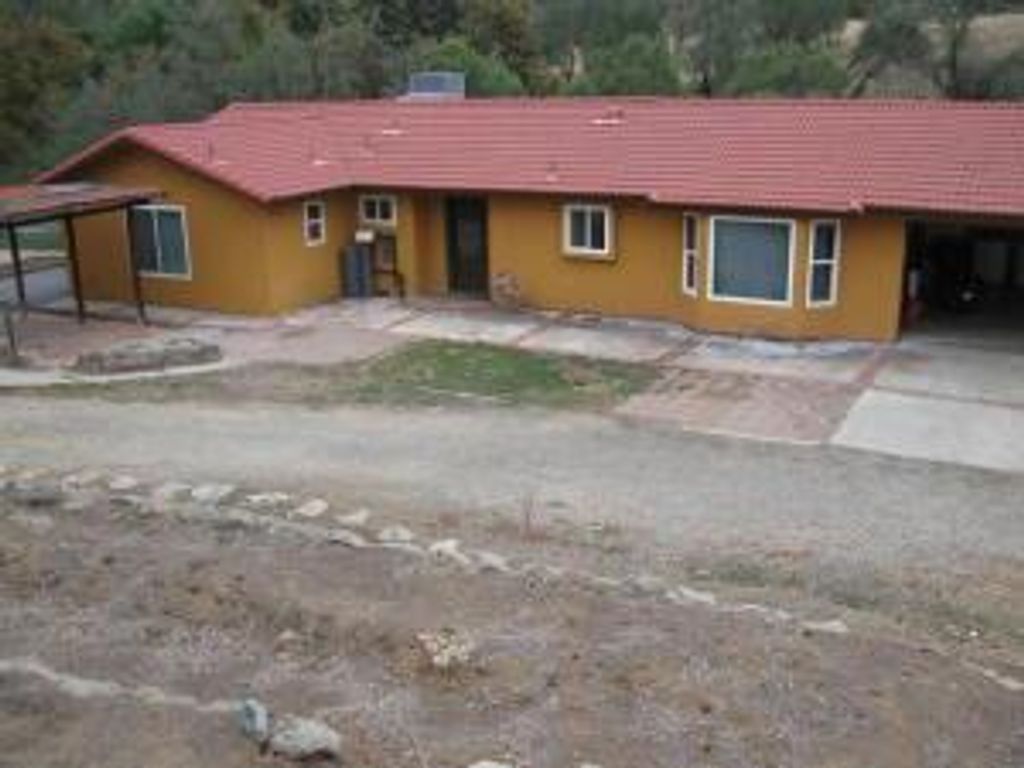 35548 Hummingbird Lane, Yokuts Valley, CA 93675