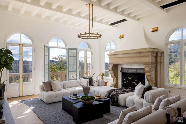 27 Upper Rd, Ross, CA 94957