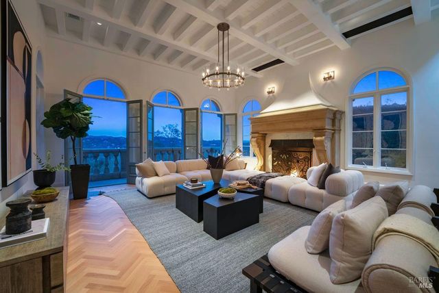 27 Upper Rd, Ross, CA 94957