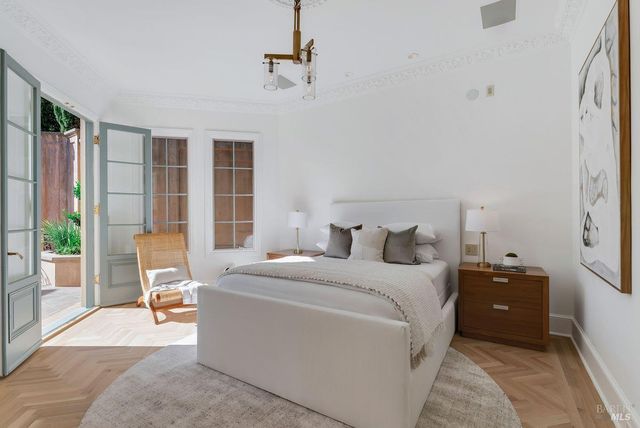 27 Upper Rd, Ross, CA 94957