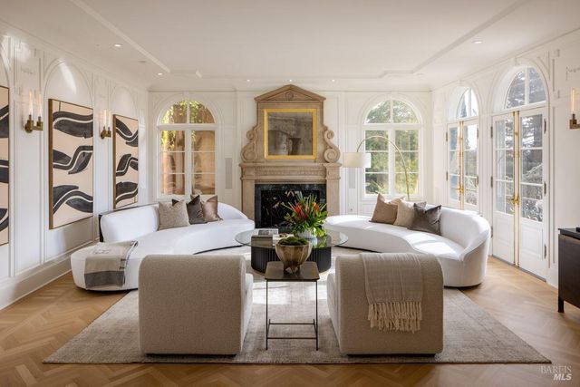 27 Upper Rd, Ross, CA 94957