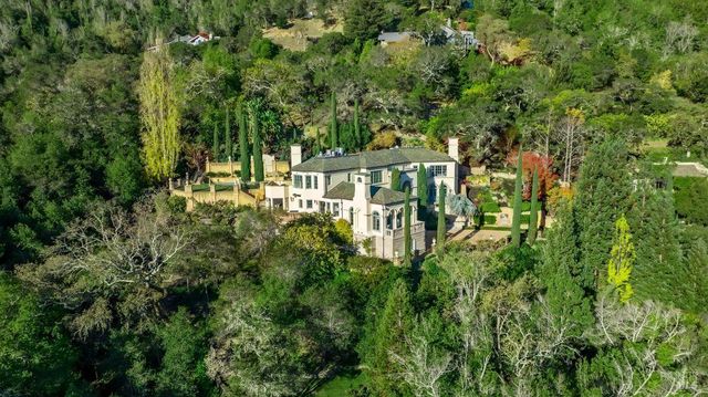 27 Upper Rd, Ross, CA 94957