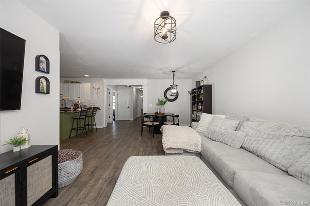 787 Gregory Court, Highland, NY 12528