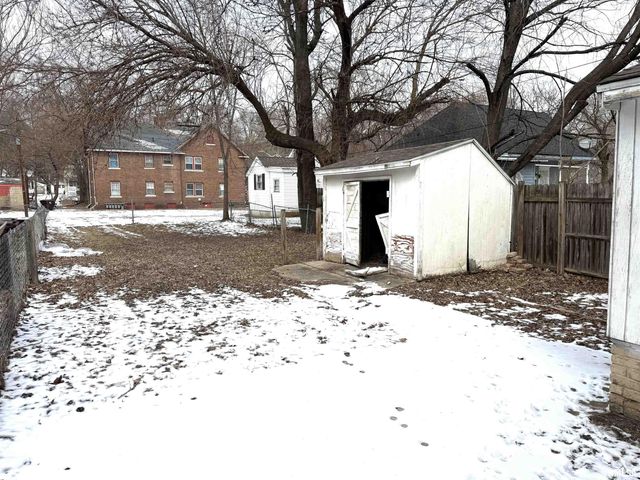 1019 NE PERRY Avenue, Peoria, IL 61603