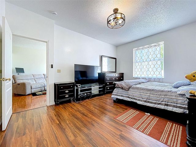 10310 BIRDWATCH DRIVE, Tampa, FL 33647