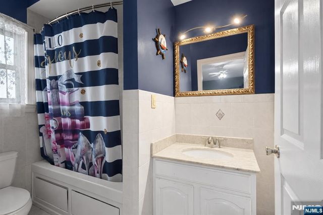 15-19 Tichenor 403, Newark, NJ 07114