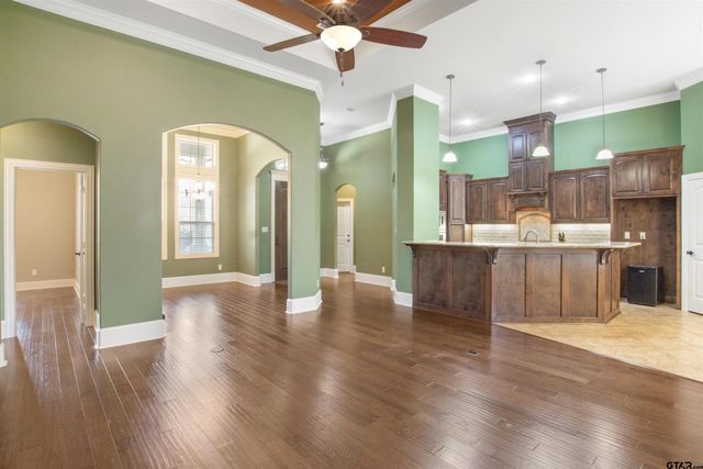 15207 Maple Leaf Ct, Tyler, TX 75707