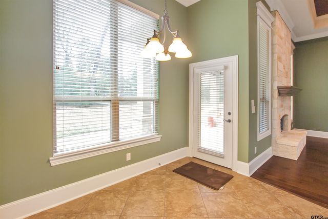 15207 Maple Leaf Ct, Tyler, TX 75707