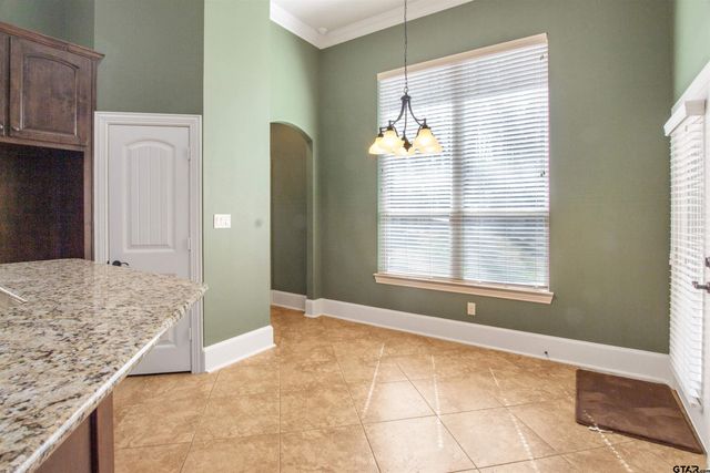 15207 Maple Leaf Ct, Tyler, TX 75707