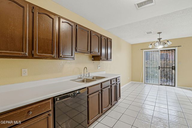 12528 MARTIN BAUMAN Drive, El Paso, TX 79928