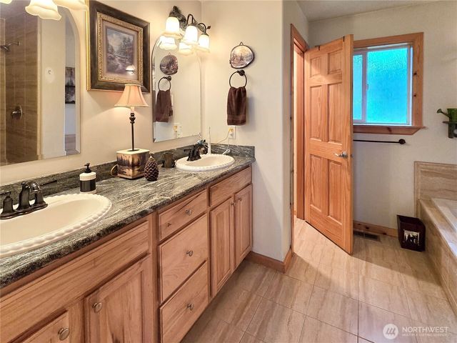 1028 Circle Drive, Camano Island, WA 98282