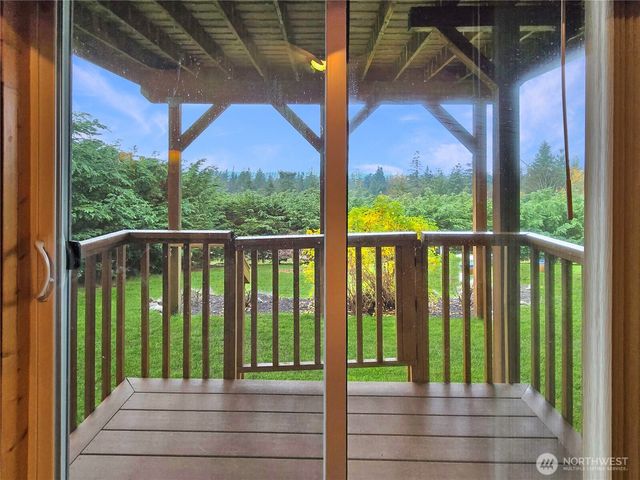 1028 Circle Drive, Camano Island, WA 98282