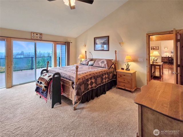 1028 Circle Drive, Camano Island, WA 98282