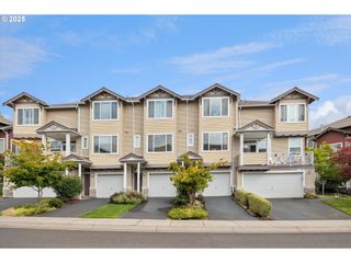 15205 Sw WARBLER Way 104, Beaverton, OR 97007