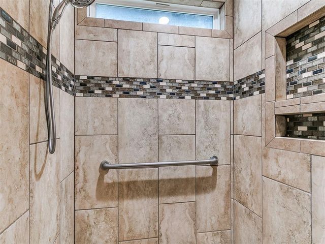 634 Megan Lane, Blanchard, OK 73010