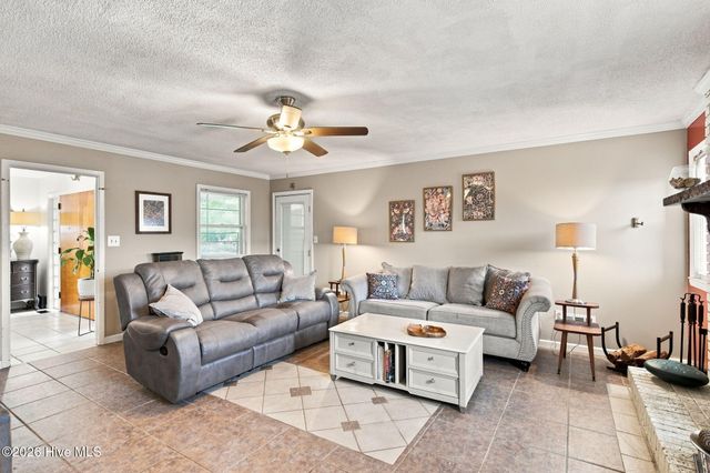 105 Pine Valley Drive, Wilmington, NC 28412
