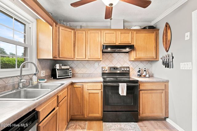 105 Pine Valley Drive, Wilmington, NC 28412