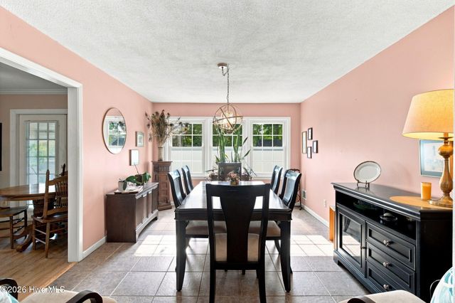105 Pine Valley Drive, Wilmington, NC 28412