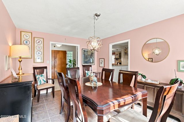 105 Pine Valley Drive, Wilmington, NC 28412