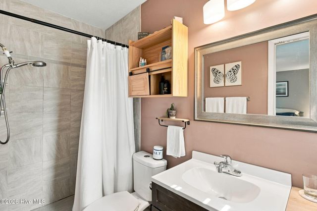 105 Pine Valley Drive, Wilmington, NC 28412