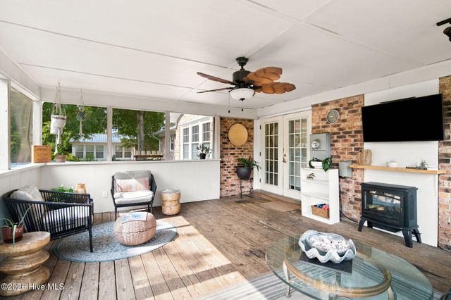 105 Pine Valley Drive, Wilmington, NC 28412