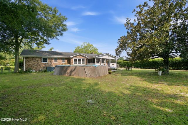 105 Pine Valley Drive, Wilmington, NC 28412