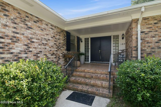 105 Pine Valley Drive, Wilmington, NC 28412
