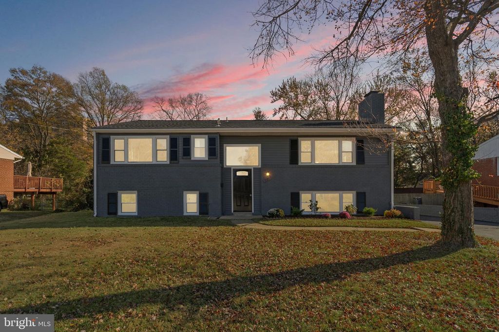 5527 BOUFFANT BLVD, Alexandria, VA 22311