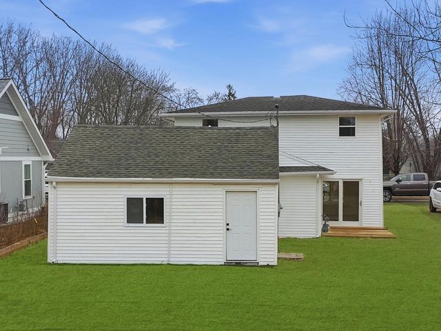 4227 Chestnut AVENUE, Delavan, WI 53115
