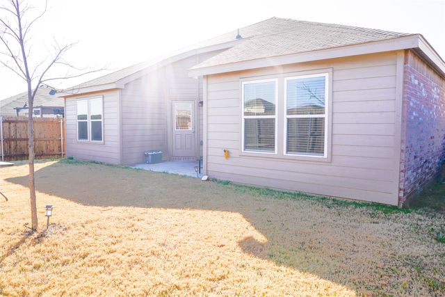 4604 Benham Dr, Crowley, TX 76036