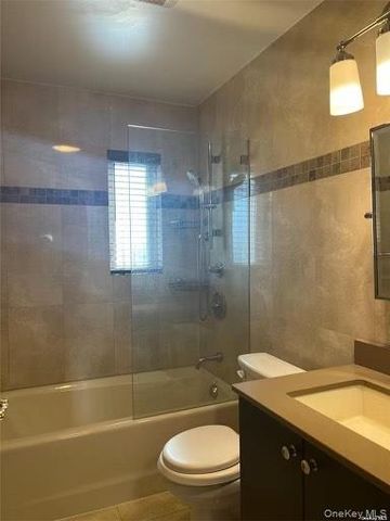 5314 194th Street, Fresh Meadows, NY 11365