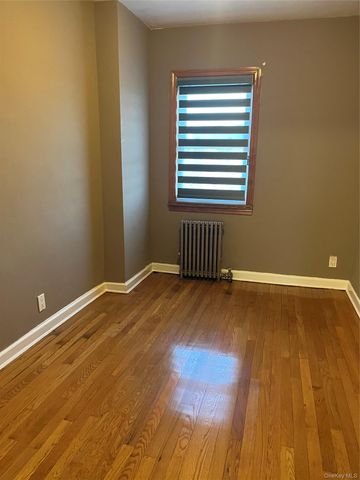 5314 194th Street, Fresh Meadows, NY 11365