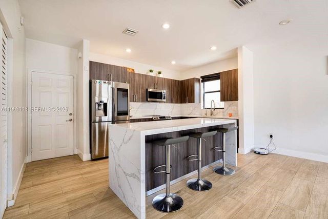 11712 SW 235th St, Homestead, FL 33032