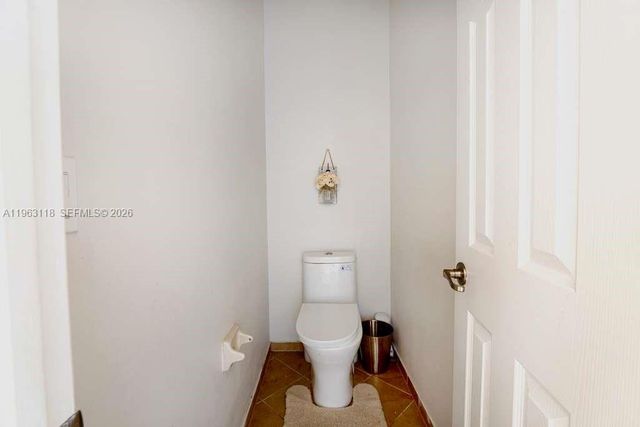 11712 SW 235th St, Homestead, FL 33032