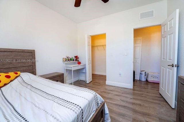 11712 SW 235th St, Homestead, FL 33032