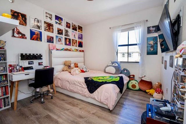 11712 SW 235th St, Homestead, FL 33032