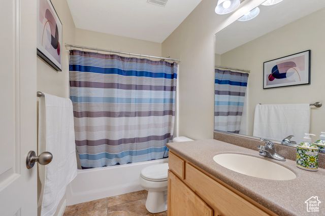 7812 N CRESTWOOD CIR, Eagle Mountain, UT 84005