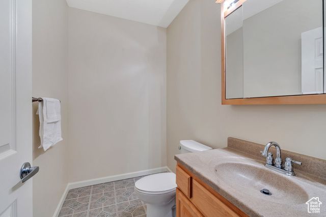 7812 N CRESTWOOD CIR, Eagle Mountain, UT 84005