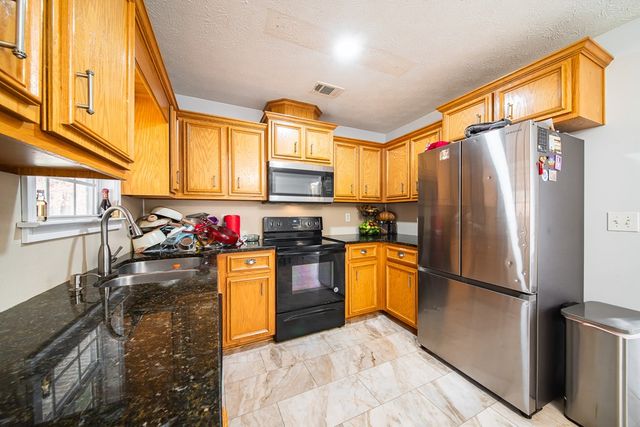 53 Shadowridge Lane, Phenix City, AL 36869