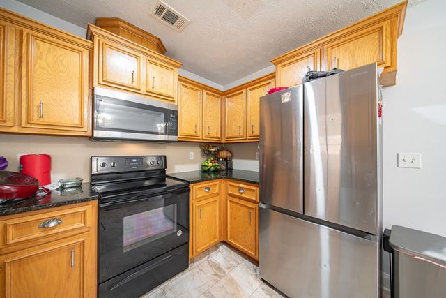 53 Shadowridge Lane, Phenix City, AL 36869